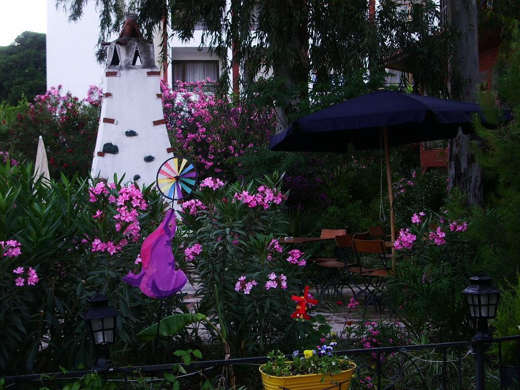 Cerit Hotel- Yetişkin Oteli +18 — 6