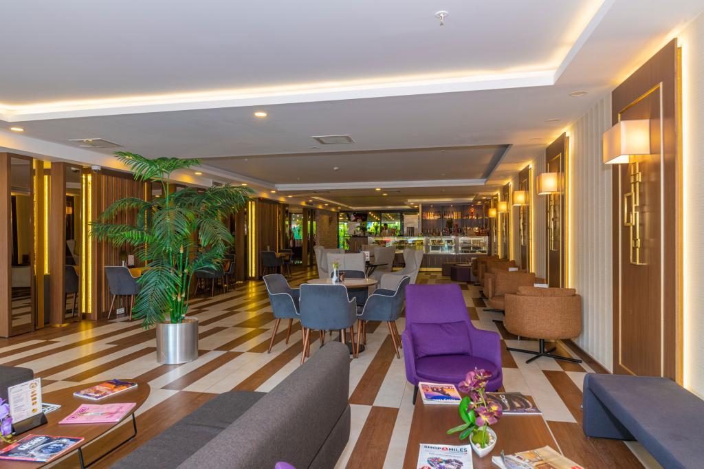 Land Park Hotel — 5