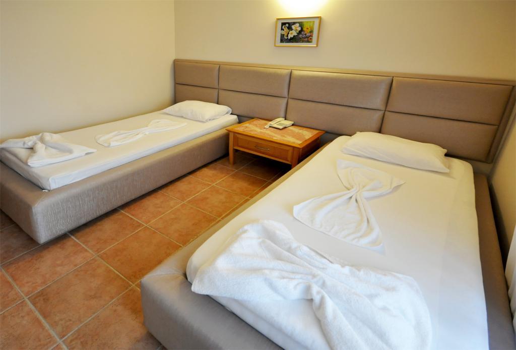 Ford Hotel Adrasan — 10