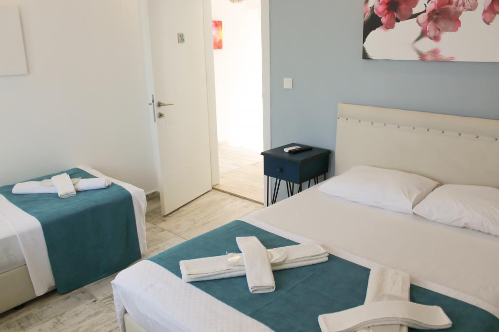 Tenes Otel — 9