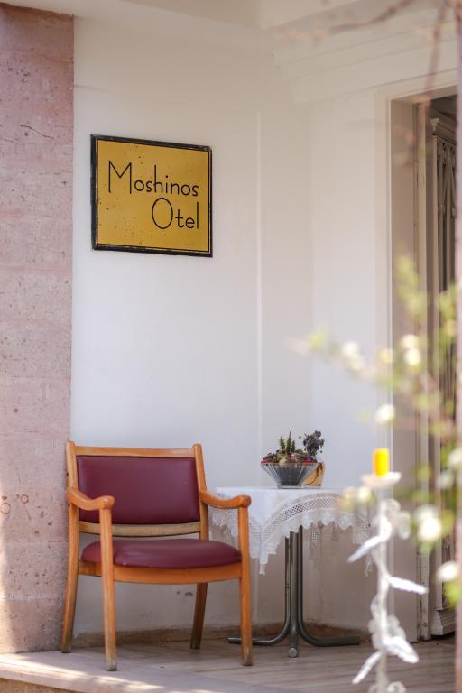 Moshinos Otel — 8