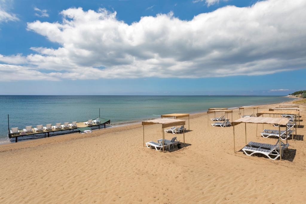 Troas Beach Otel — 10