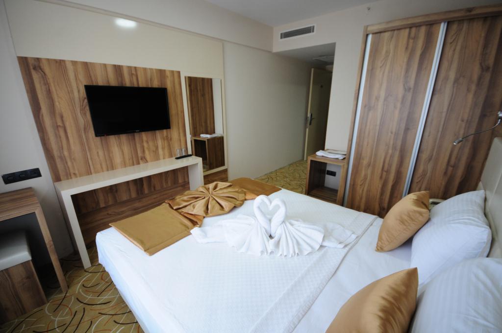 Grand Hekimoğlu Hotel İzmir — 8