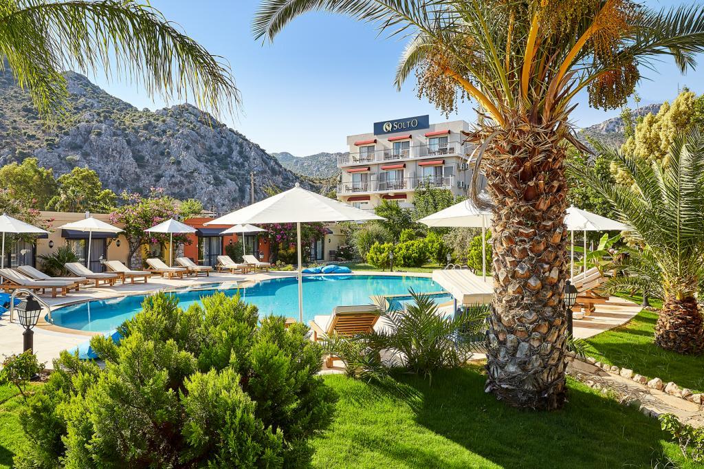 Fi Light Solto Boutique Beach — 10