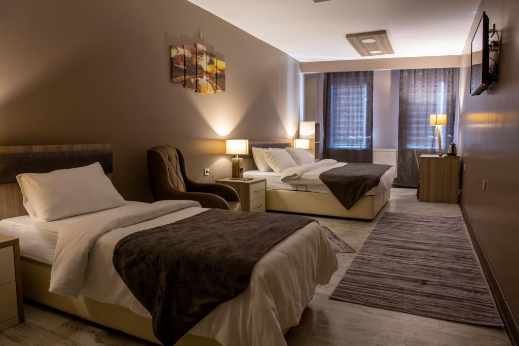 Staron Otel — 10