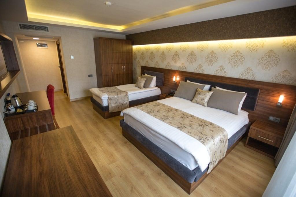 Can Deluxe Hotel — 10
