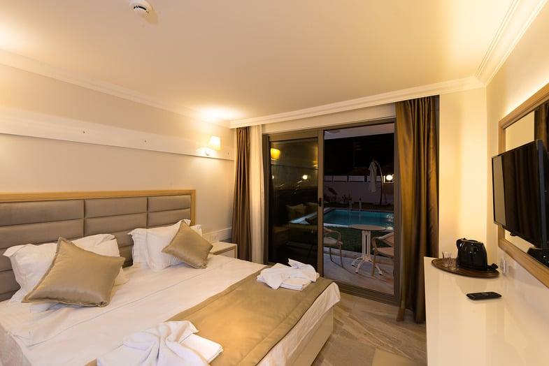 As Otel Çeşme — 2