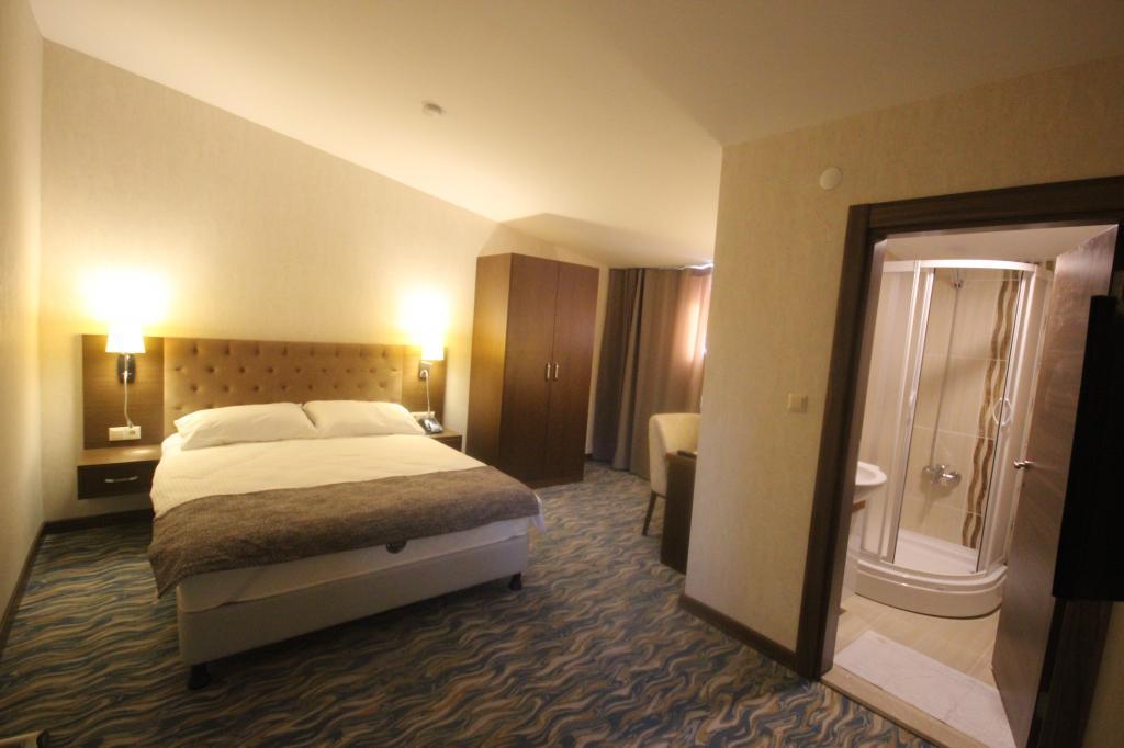 Pars Hotel — 8