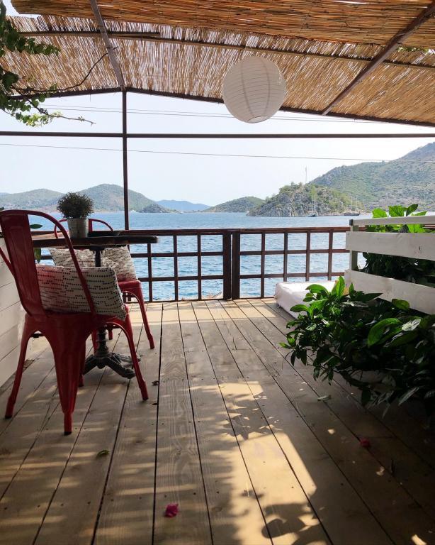 Bozburun Pembe Yunus Otel — 10