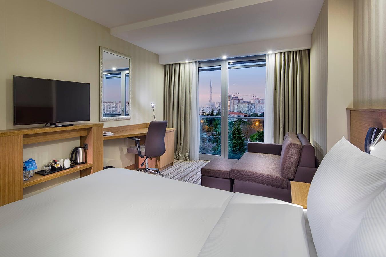 Hampton by Hilton Ataköy Otel — 4