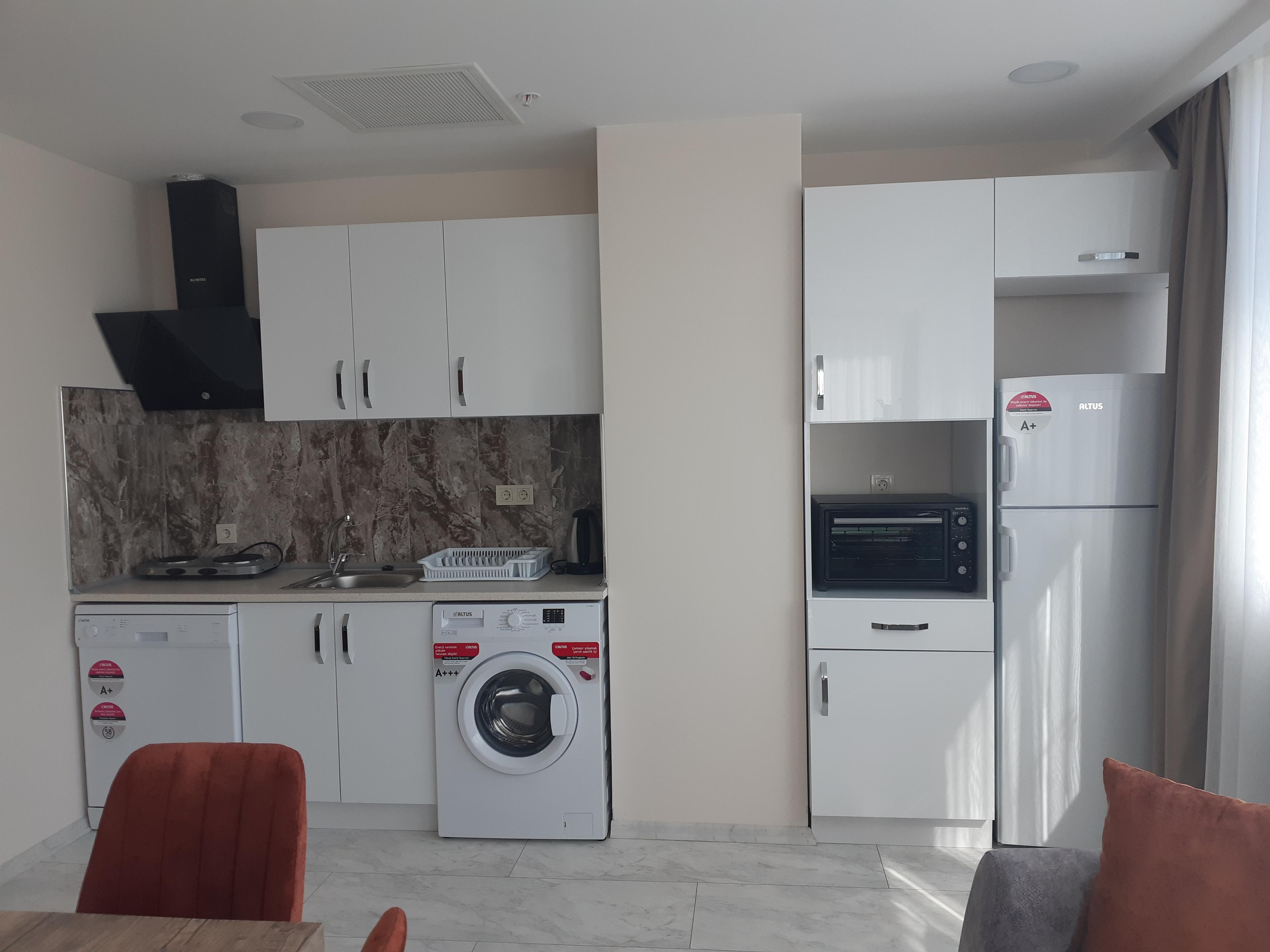 Mia Suite — 5