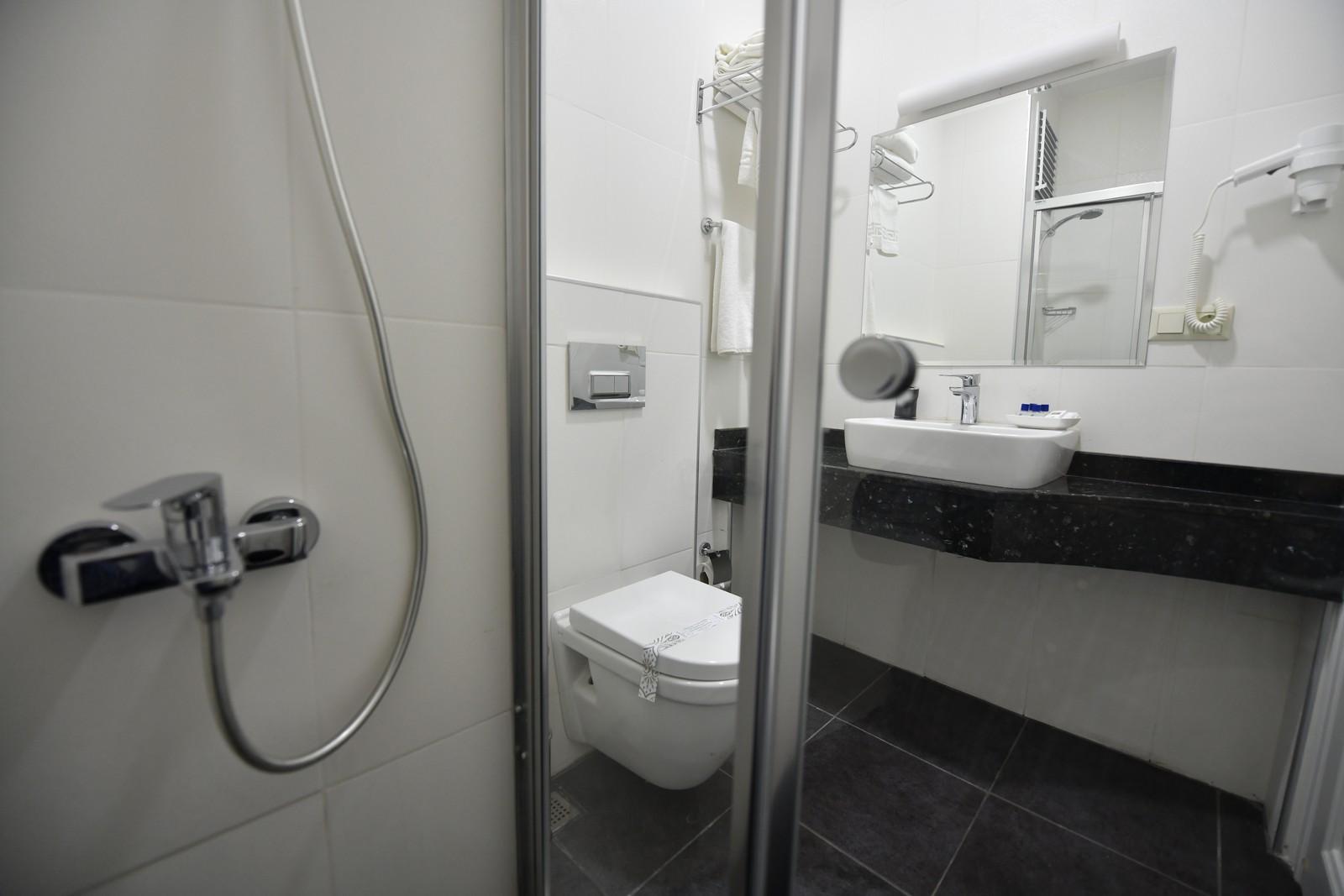 Andi Hotel — 5