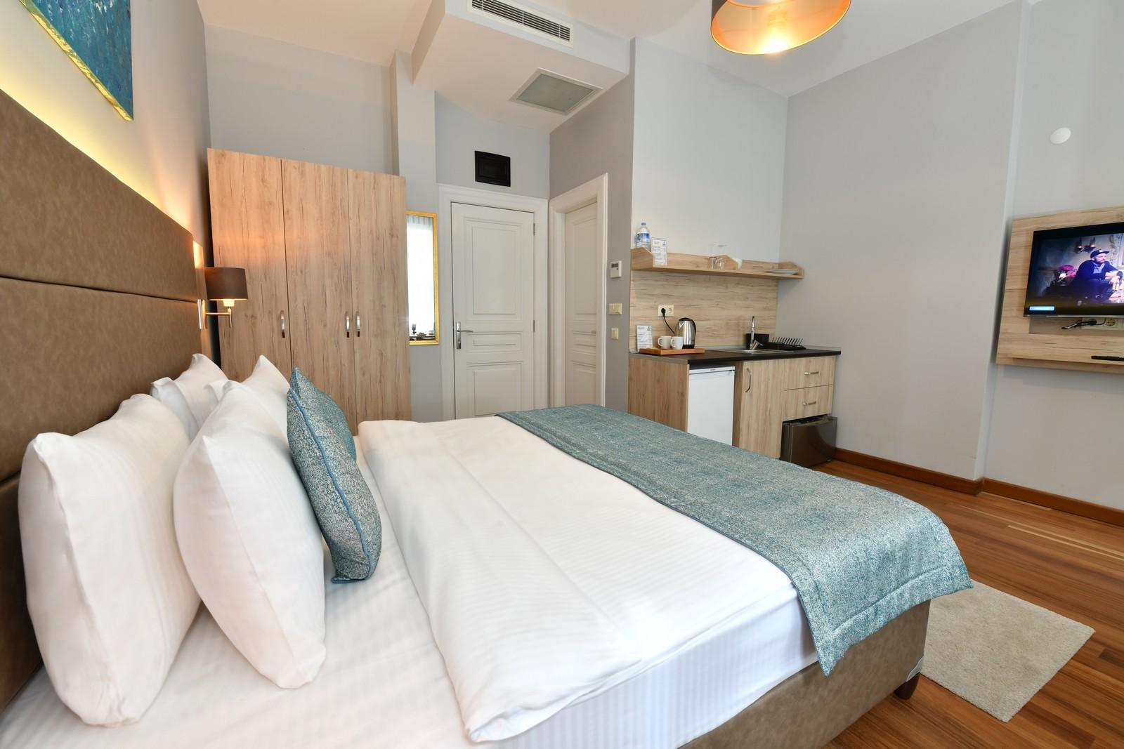 Andi Hotel — 10