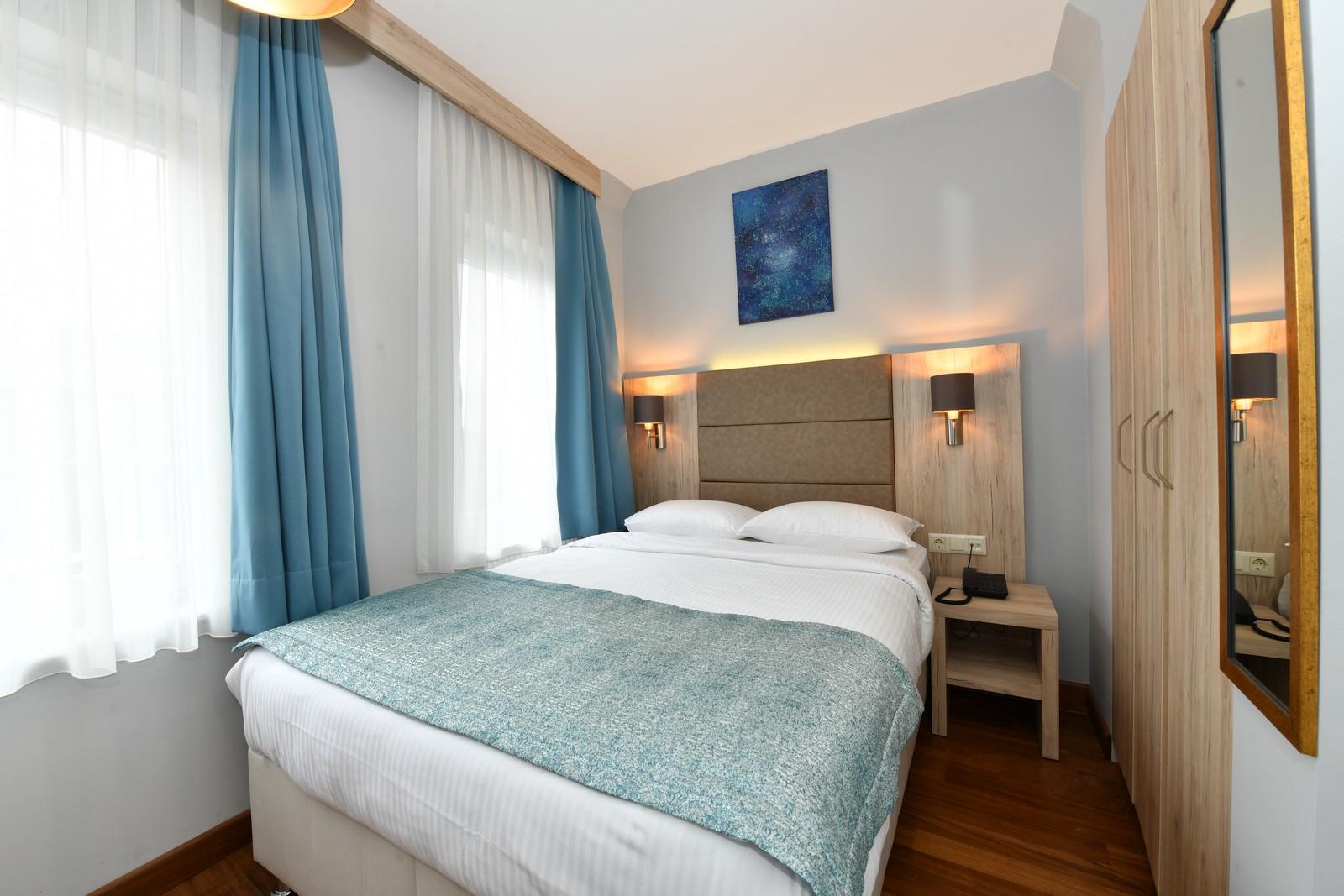 Andi Hotel — 1