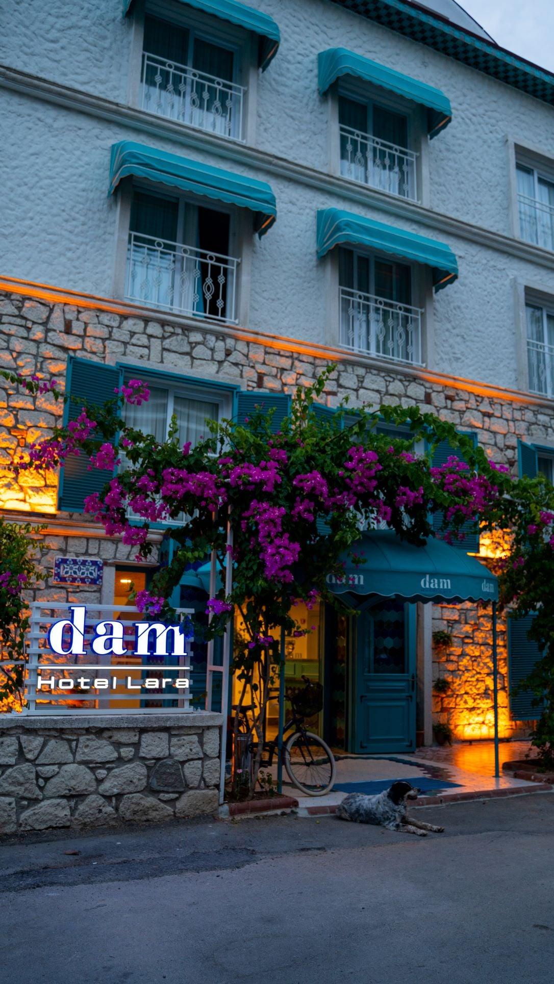 Dam Hotel Lara — 3