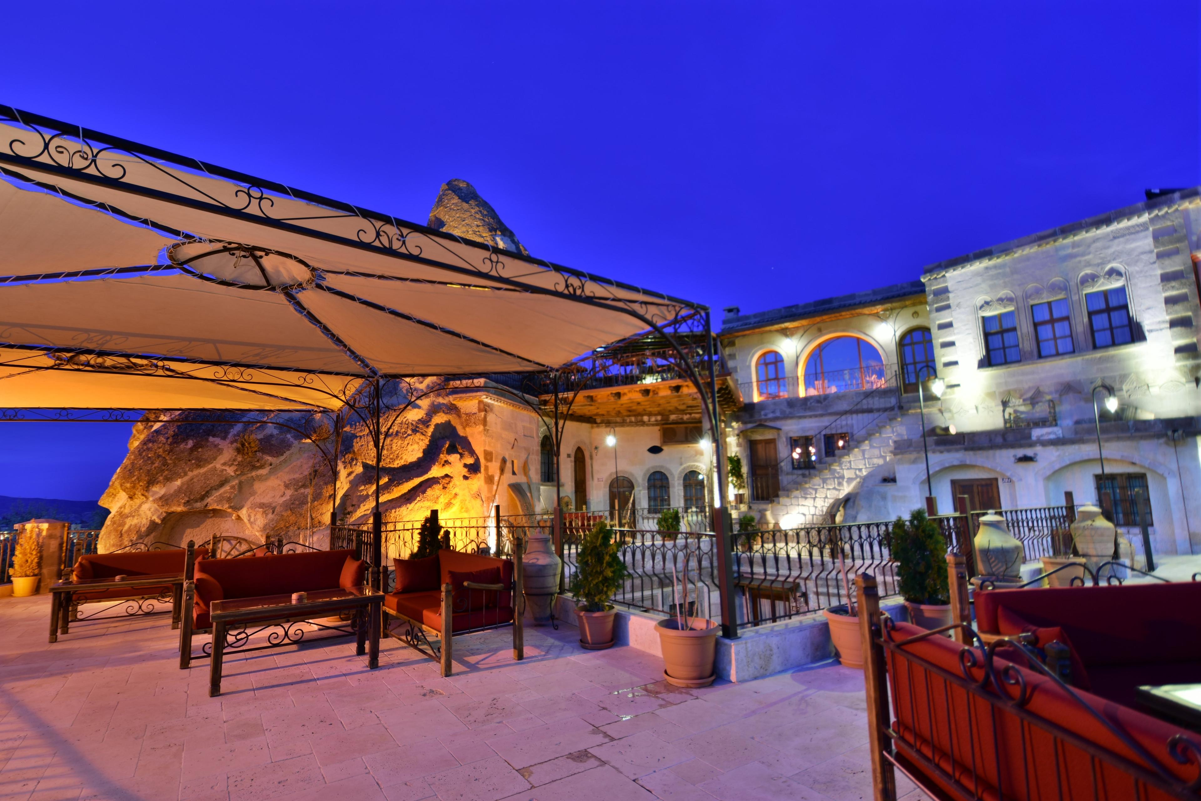 Harman Cave Hotel — 8