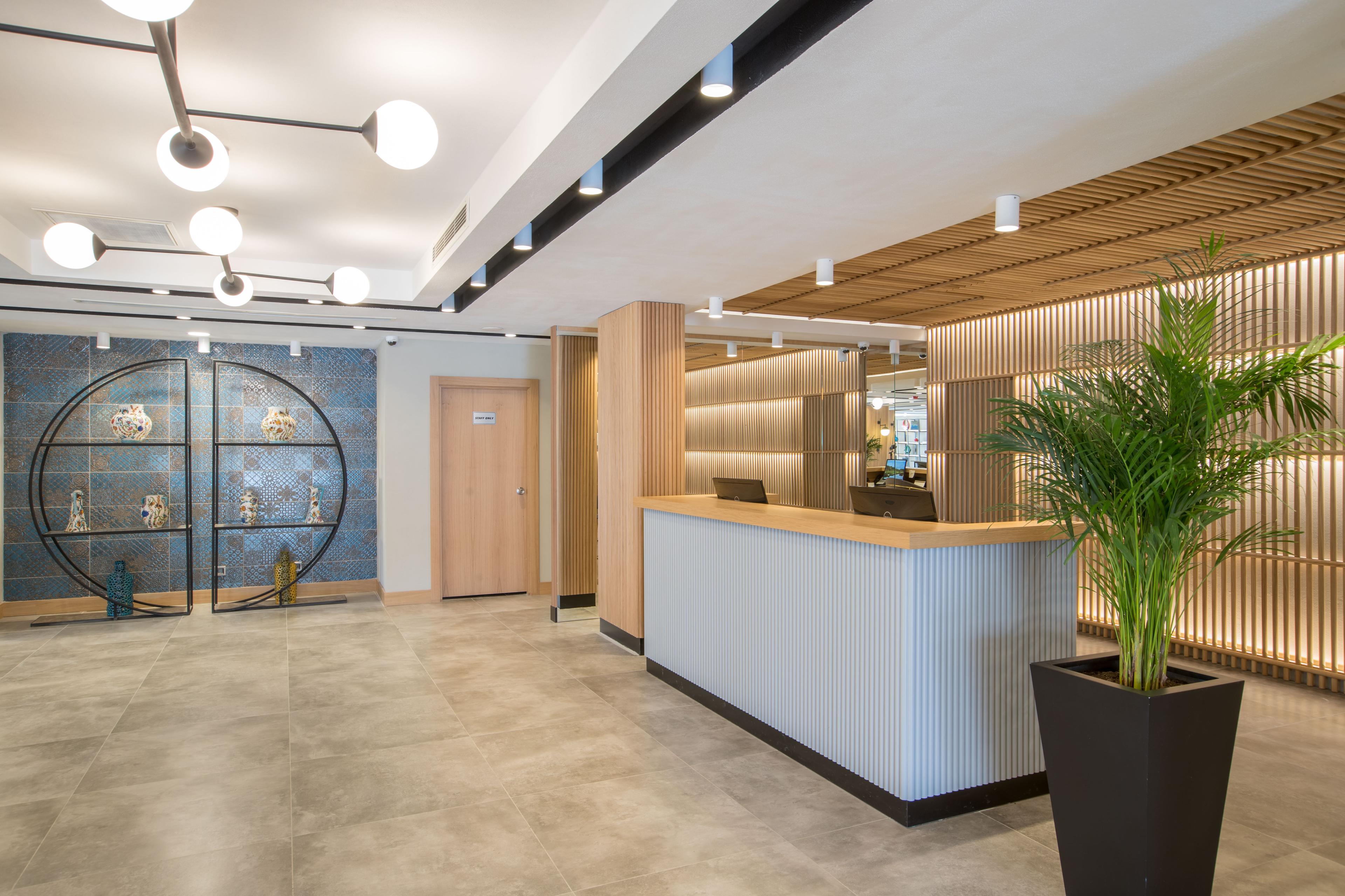 Signature Hotels & Spa — 2