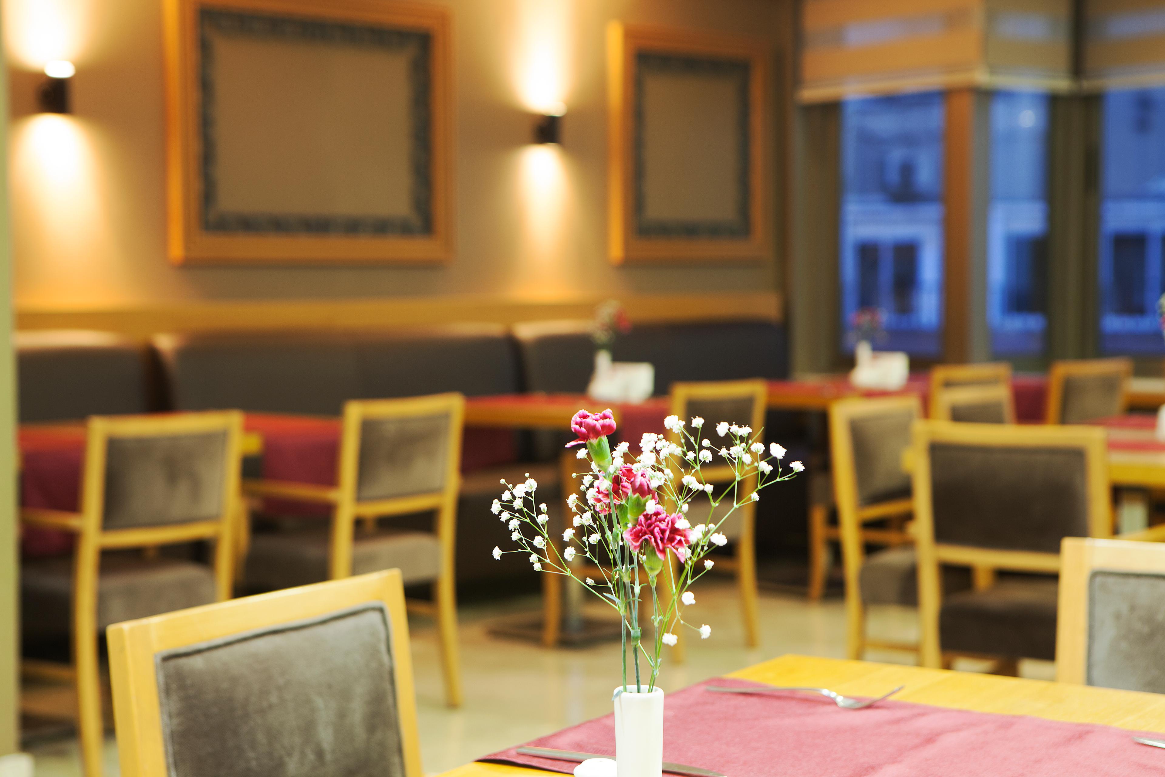 Delta Hotel Istanbul — 10