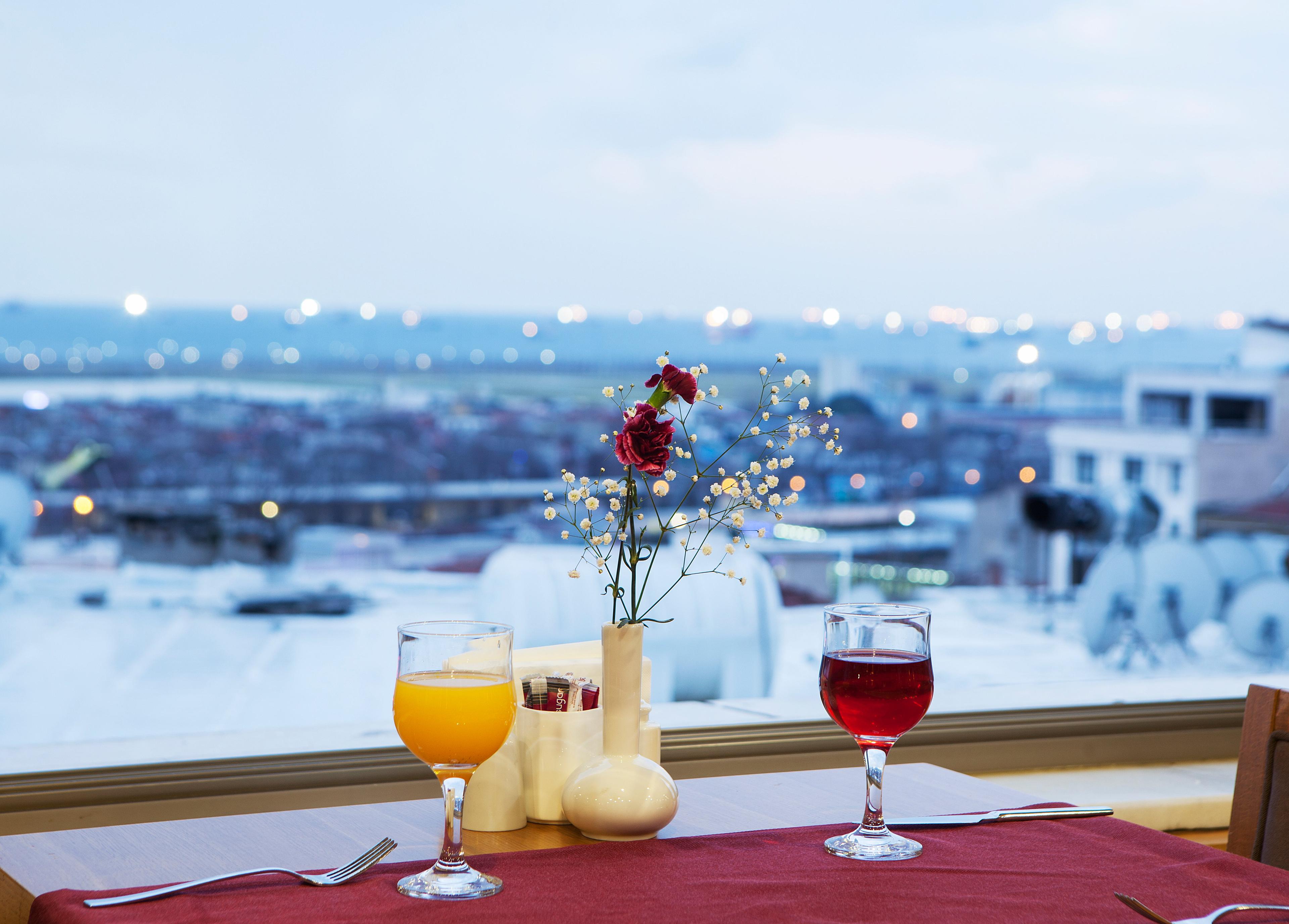 Delta Hotel Istanbul — 8