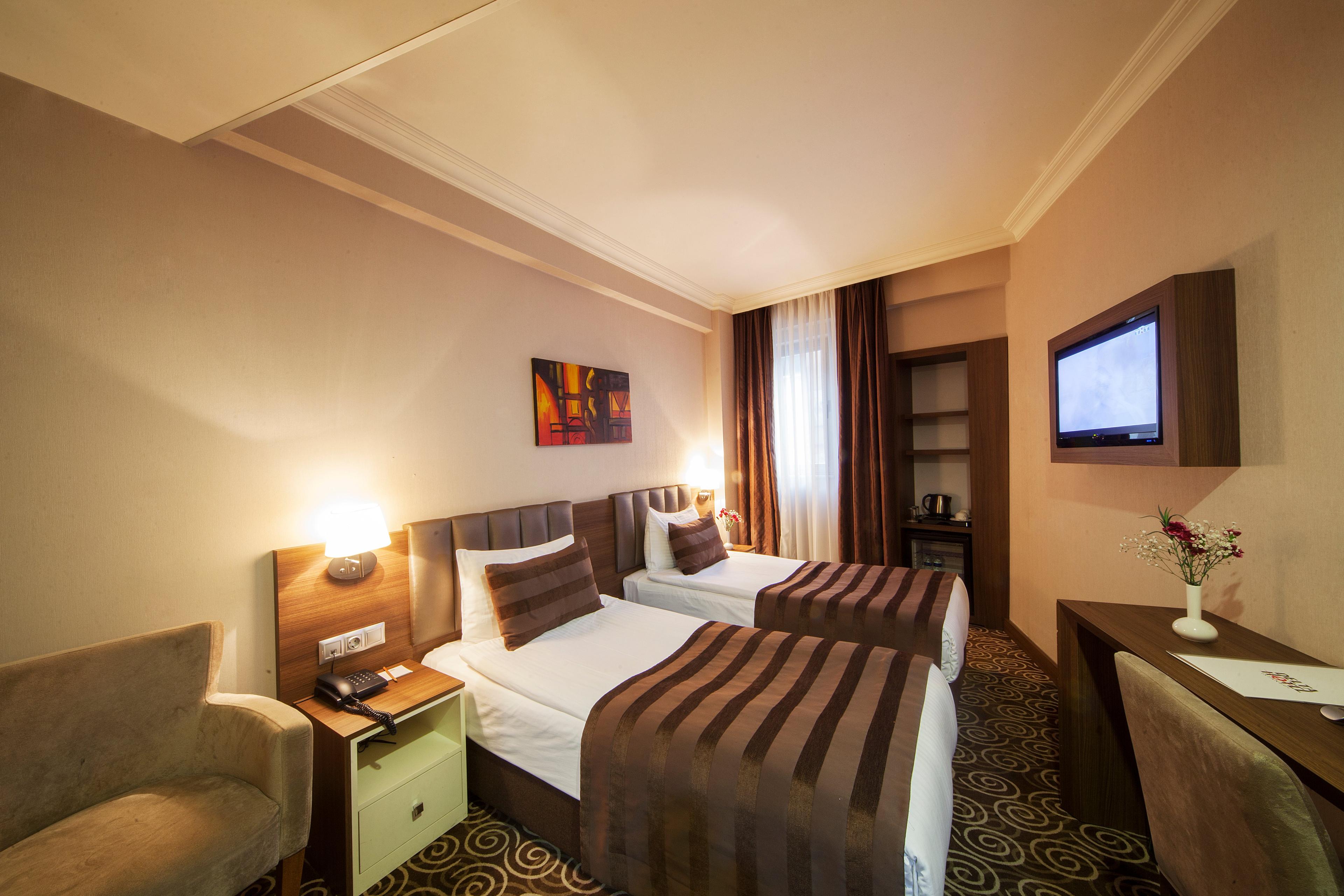 Delta Hotel Istanbul — 5