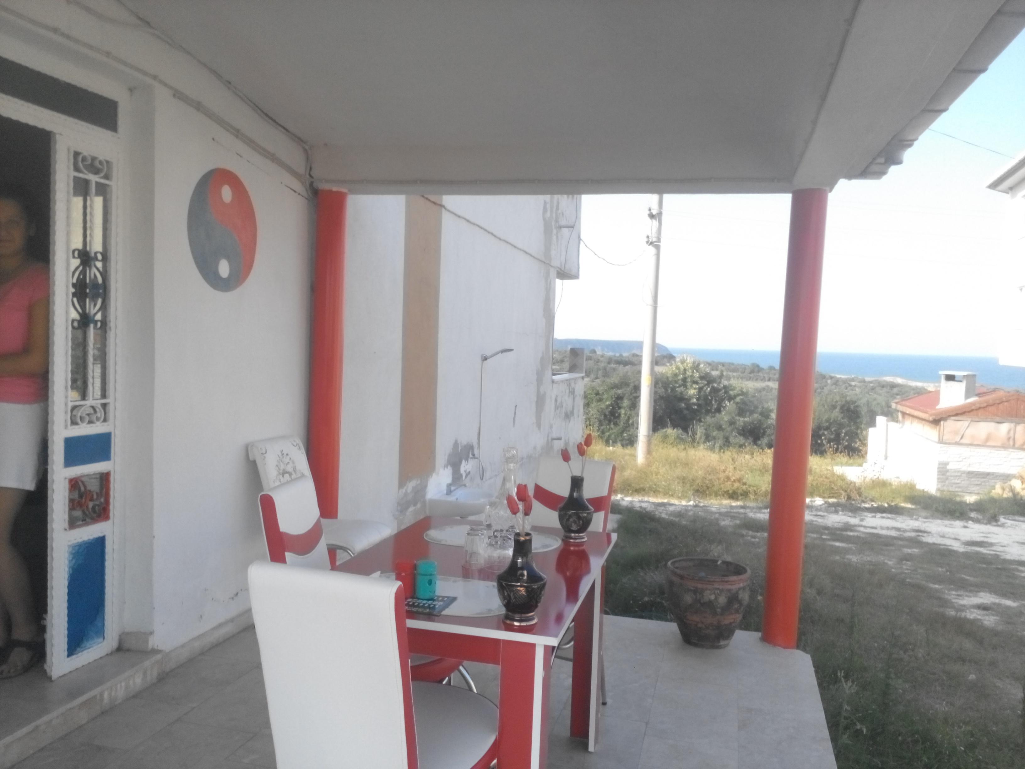 Lara Konuk Evi Kıyıköy