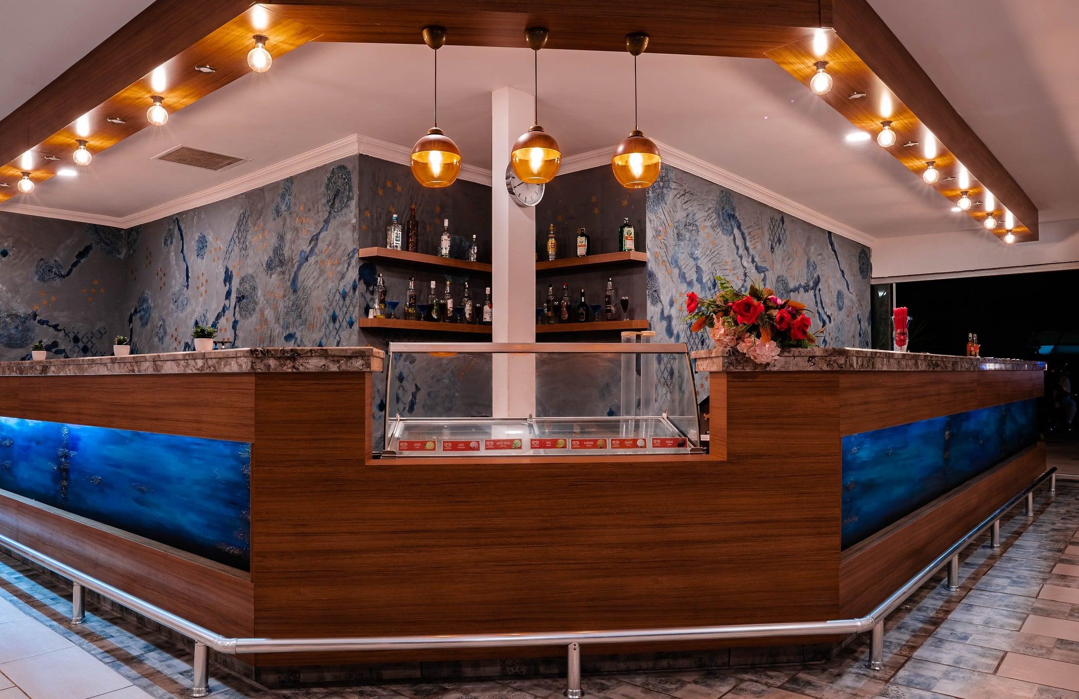 Sun Club Side — 10