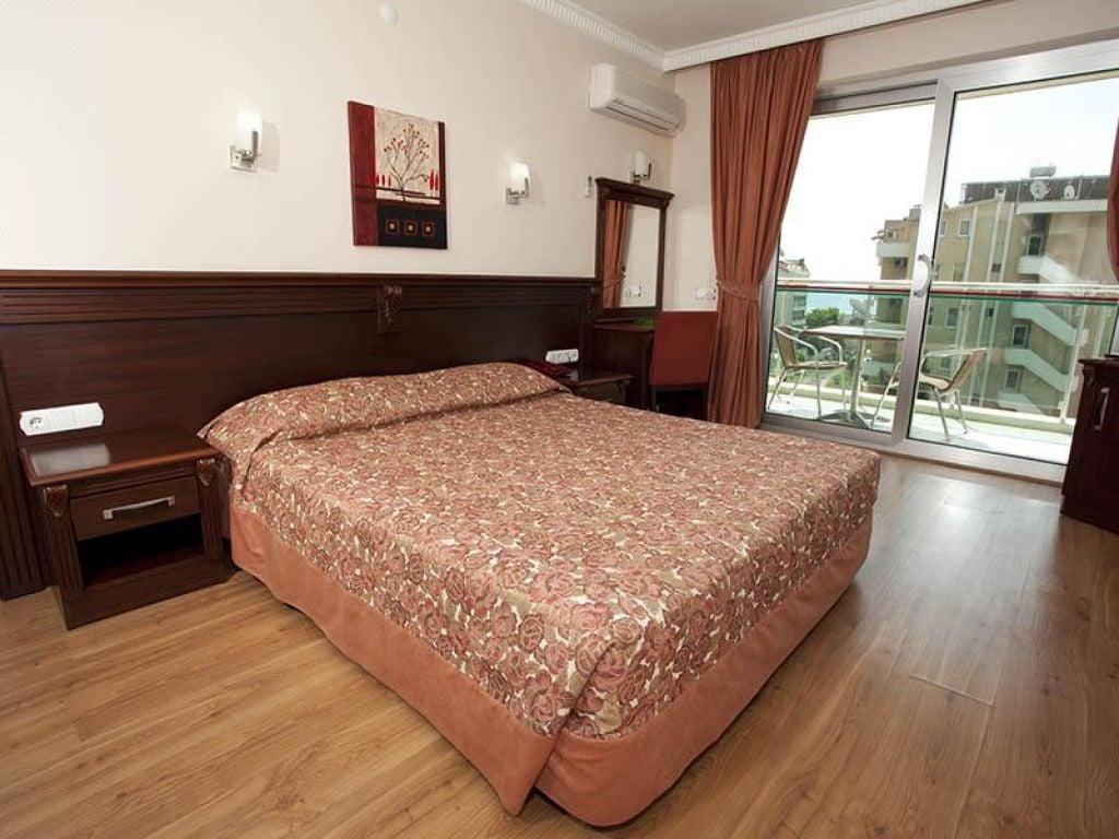 Alkan Otel — 4