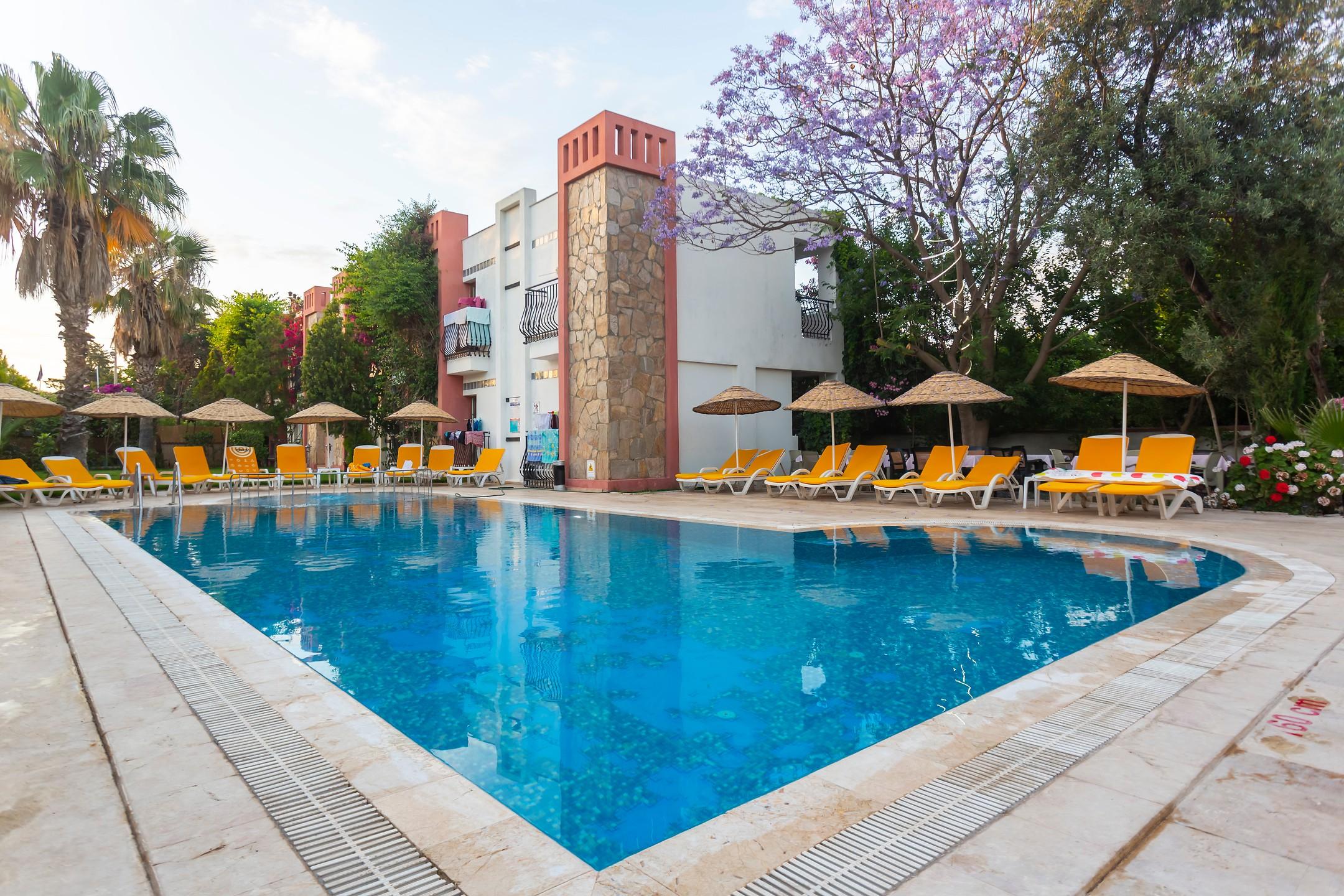 Kriss Hotel — 5