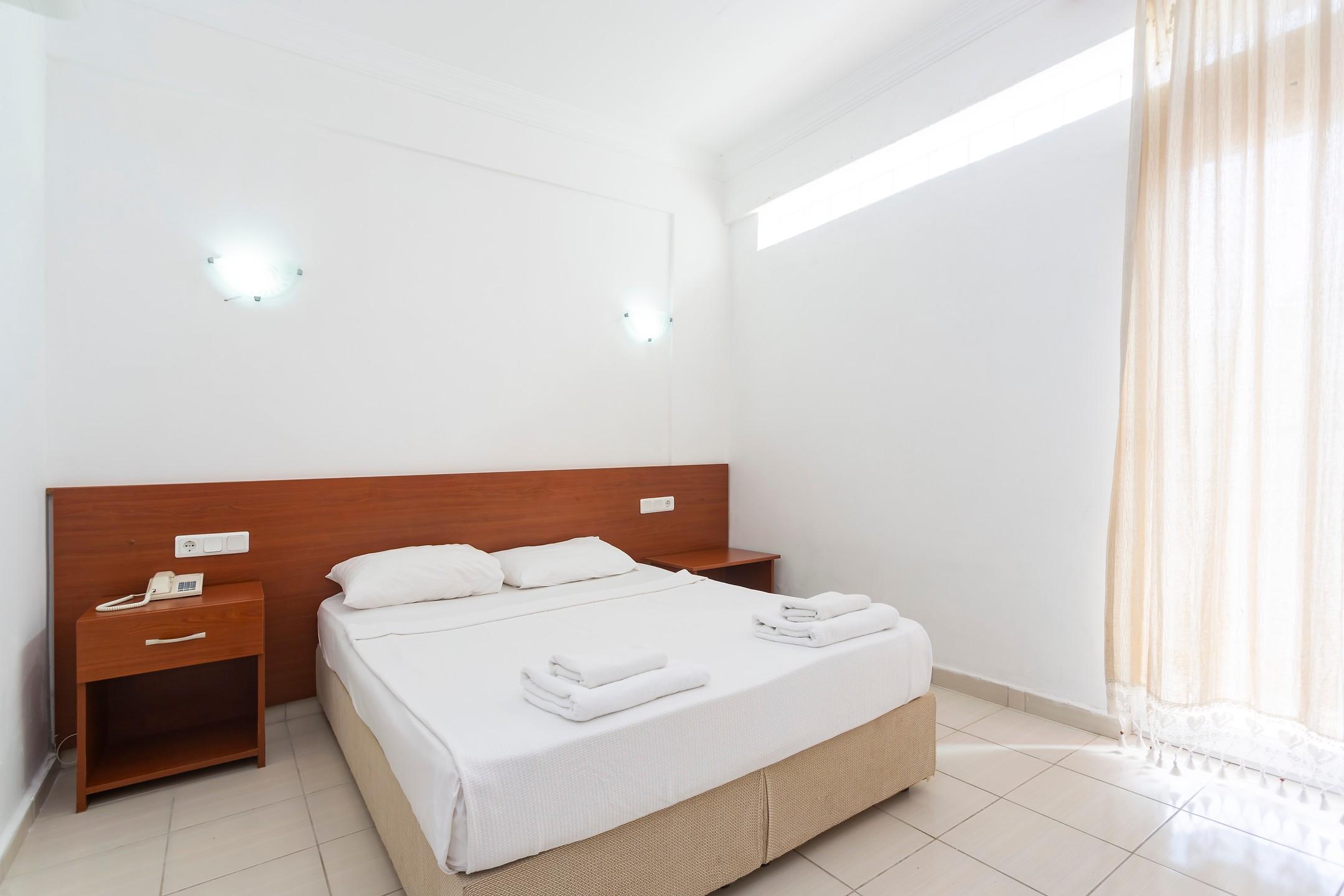 Kriss Hotel — 3
