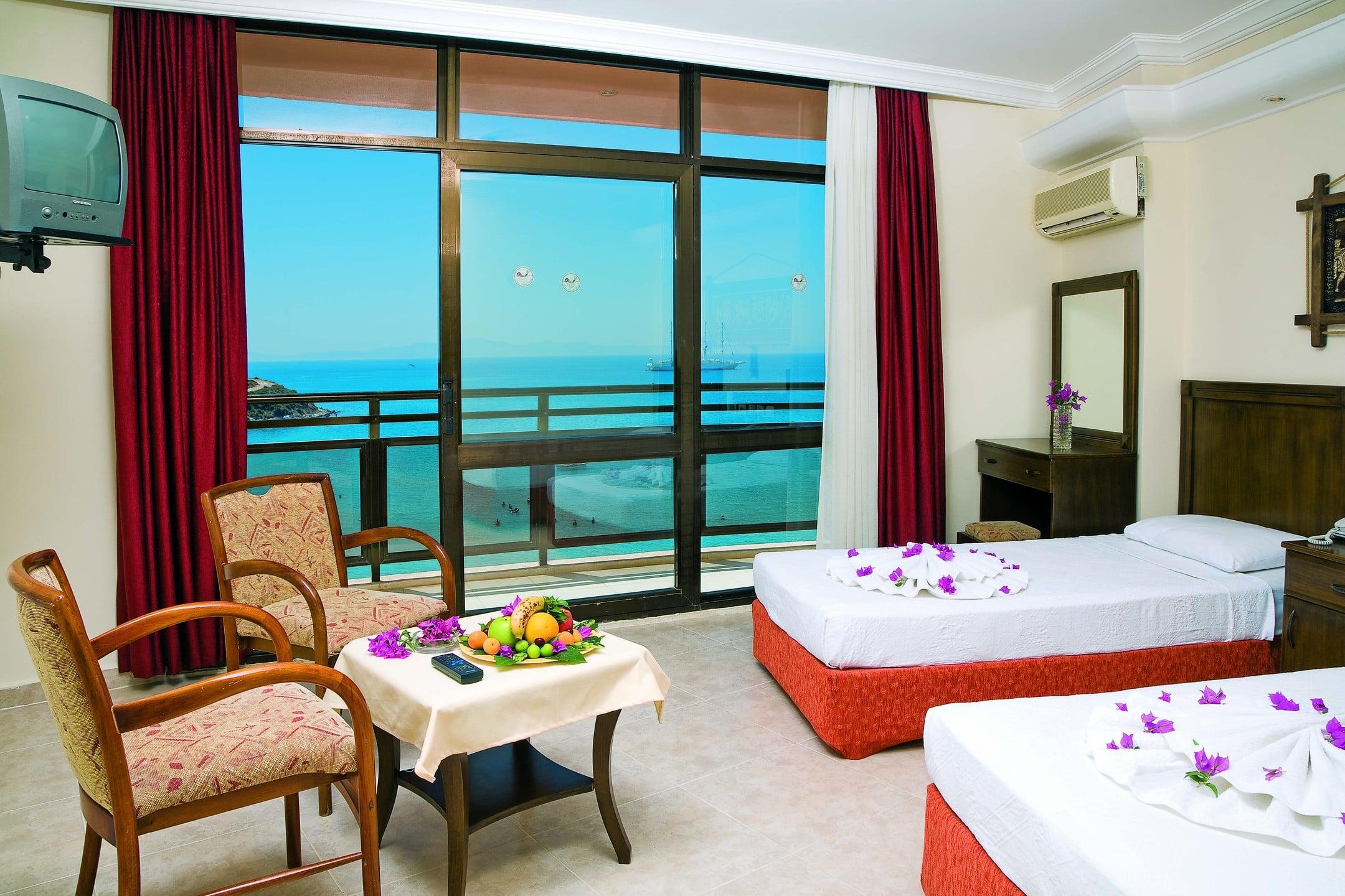 Orion Beach Hotel — 4