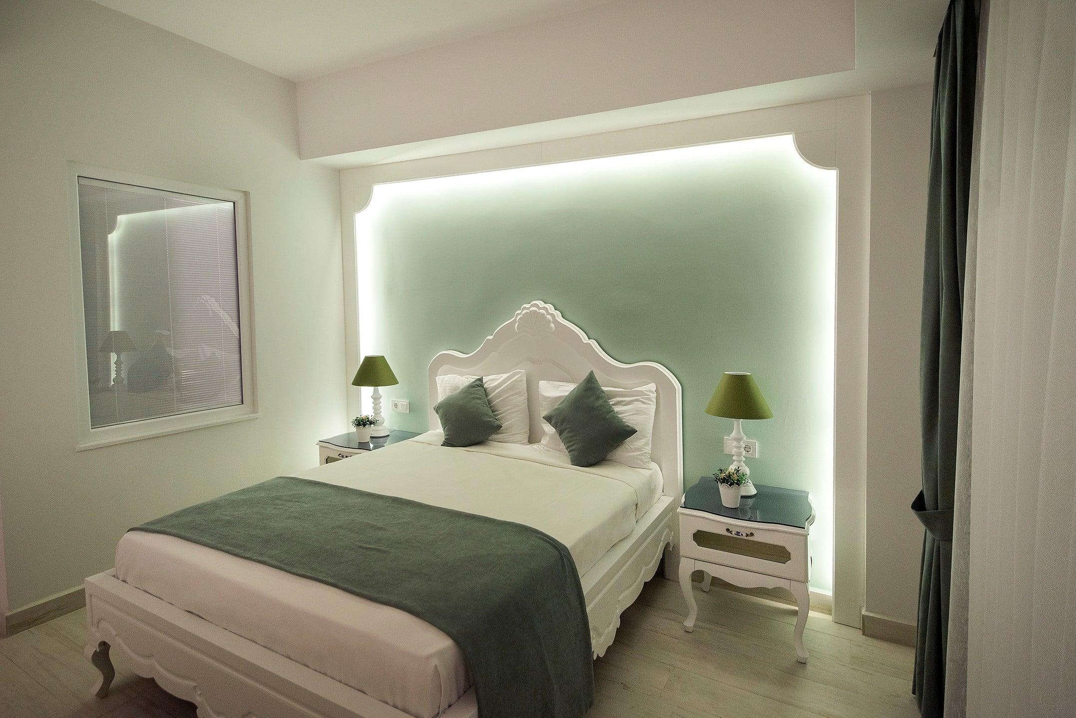 Montebello Deluxe — 2