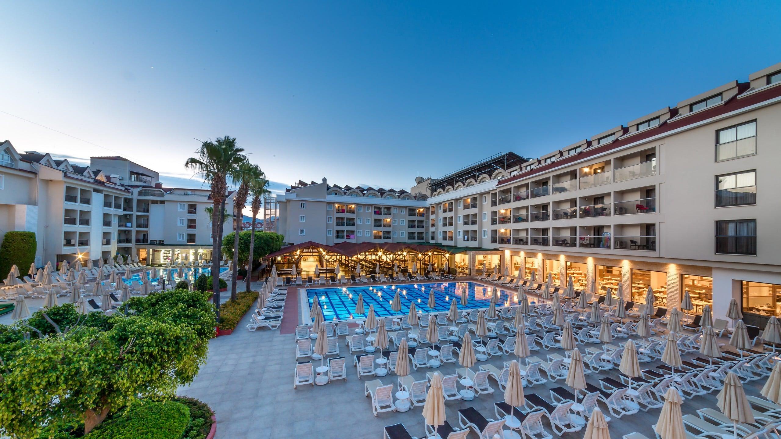Julian Club Hotel — 7