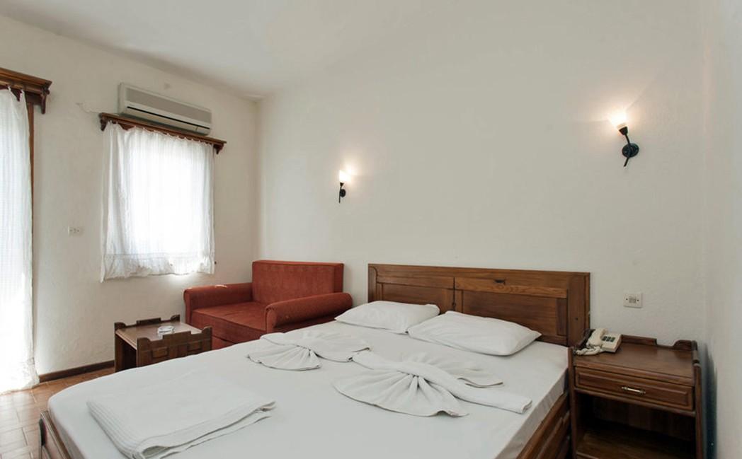 Hotel Baba — 2