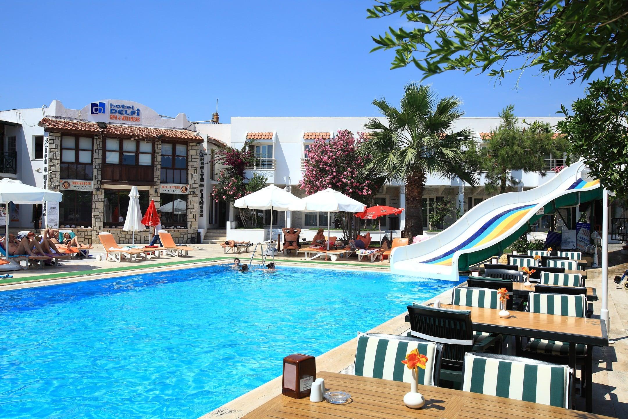Delfi Hotel — 1