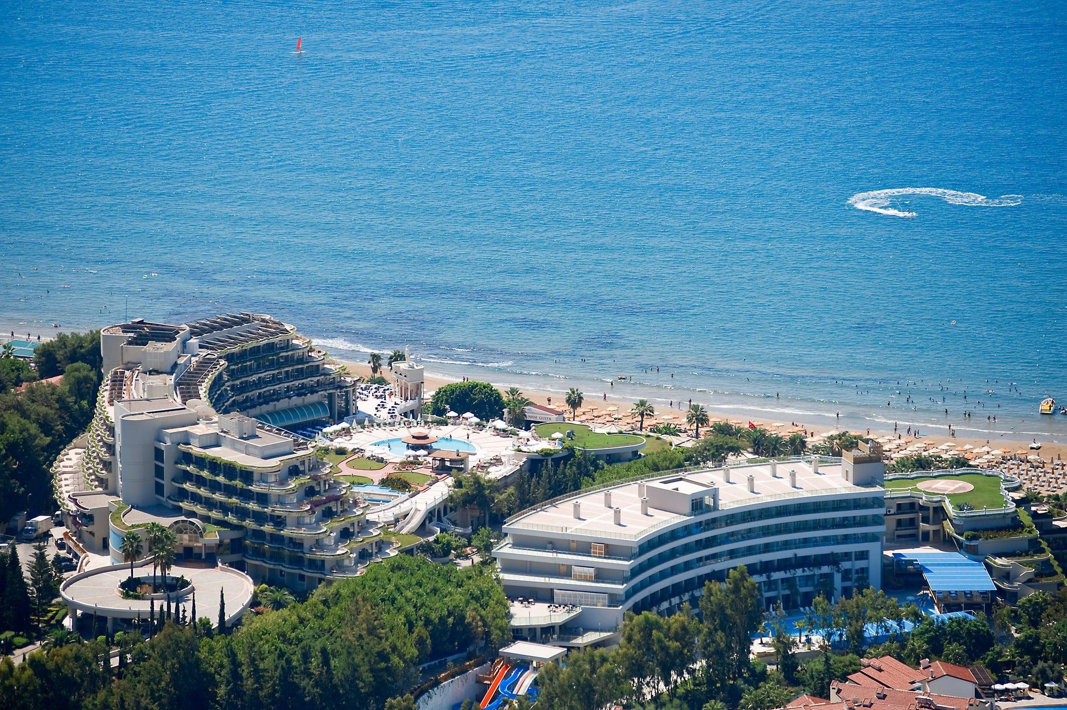 Crystal Sunrise Queen Luxury Resort & Spa — 9