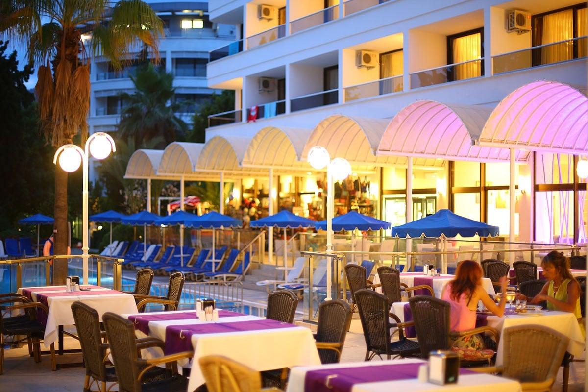 K Maris Hotel — 7