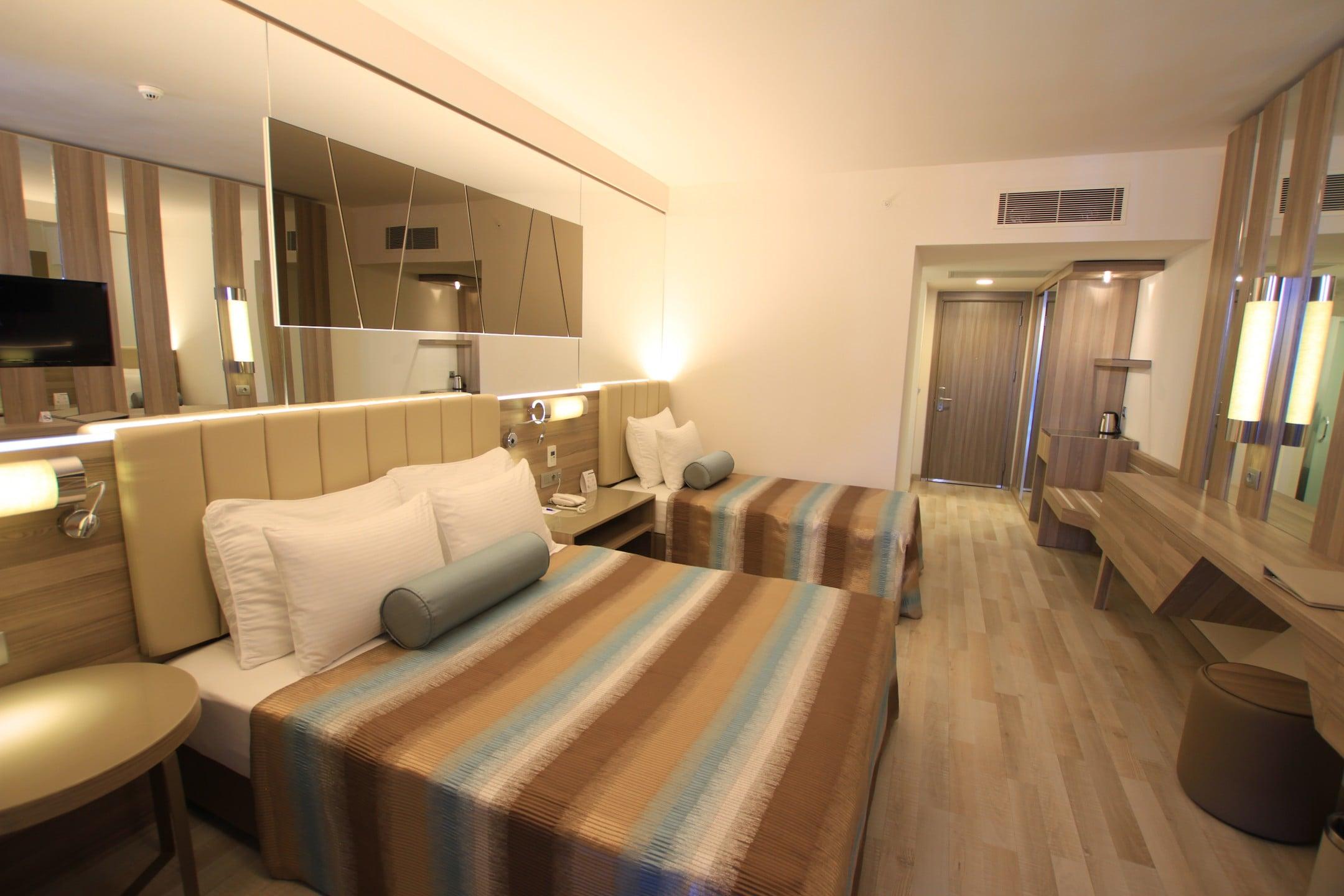 Turunç Premium Otel — 2