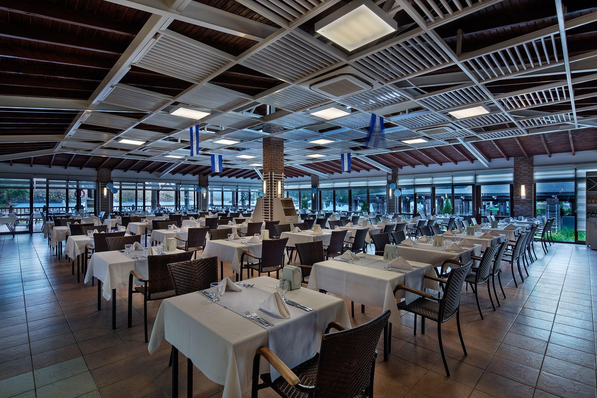 Crystal Green Bay Resort & Spa — 9
