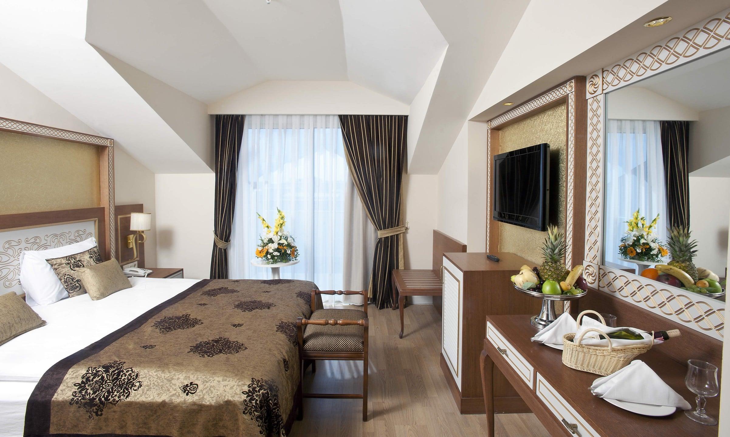 Crystal Palace Luxury Resort & Spa — 5