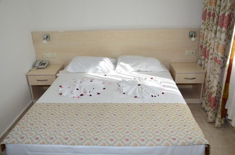 Elis Beach Hotel — 6