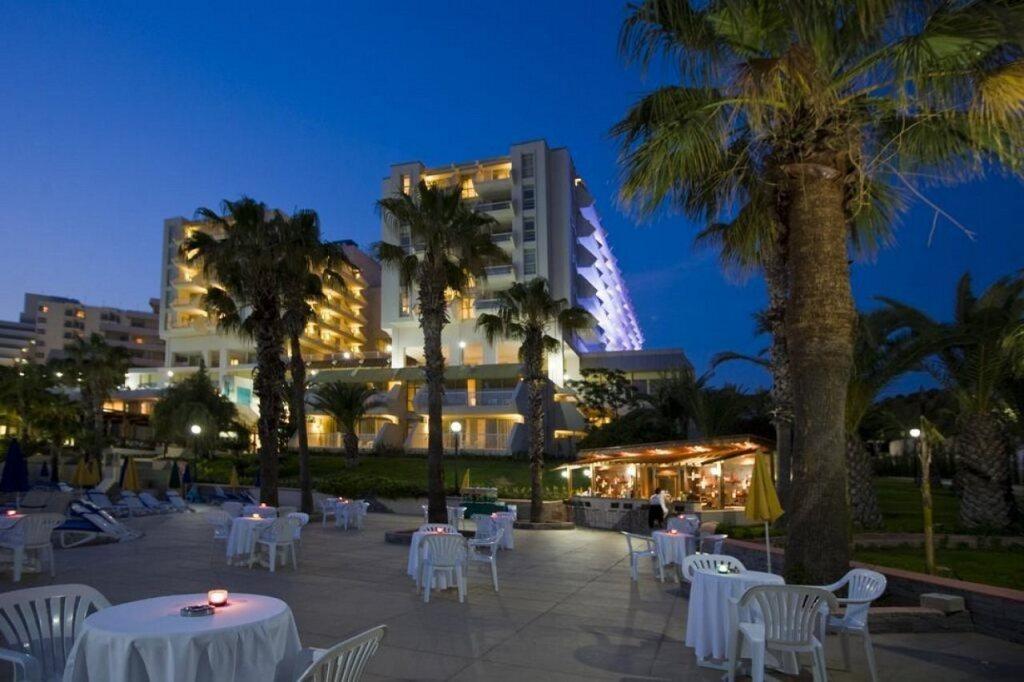 Fantasia Hotel De Luxe Kusadasi — 4