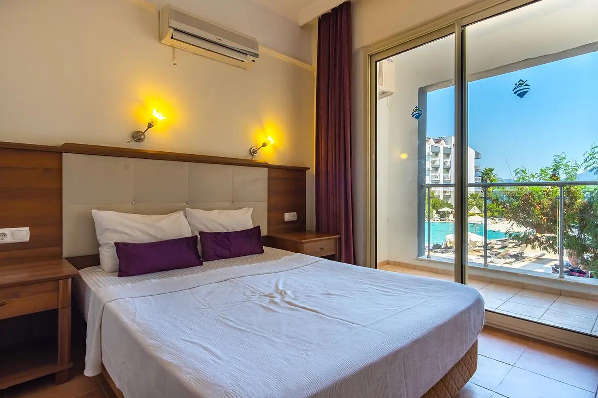 Caprice Beach Hotel — 10