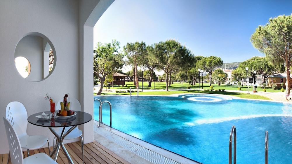Batihan Beach Resort & Spa — 8
