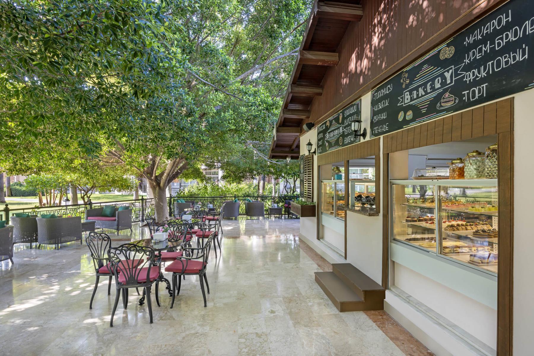 Dobedan World Palace Kemer — 2