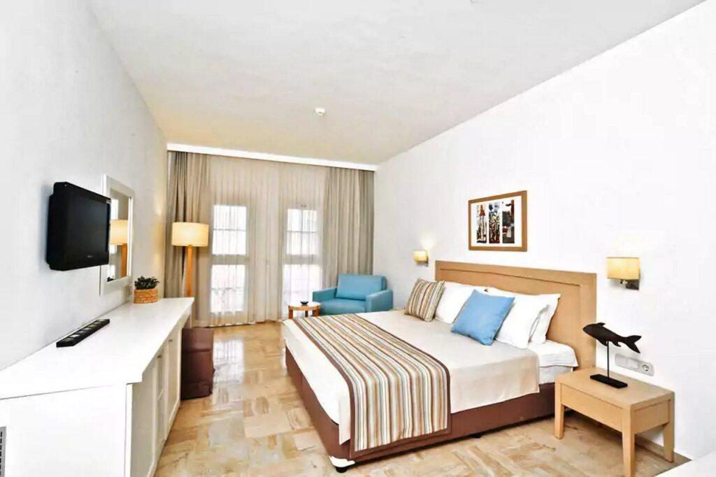 Izer Hotel & Beach Club — 9