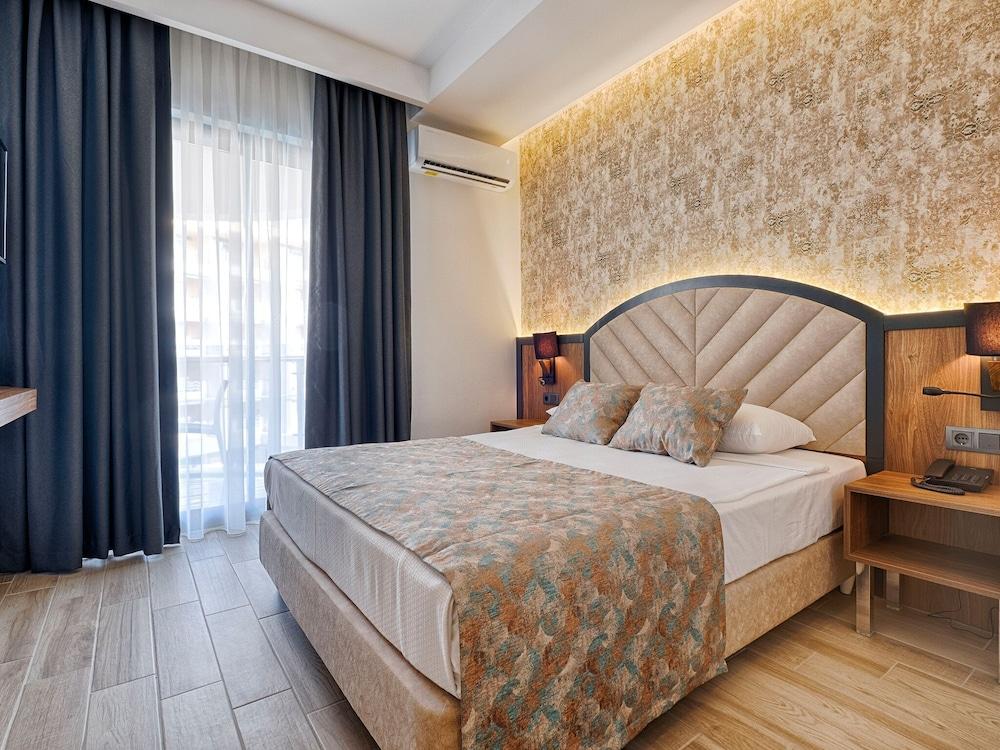 Grand Uysal Beach Hotel — 4