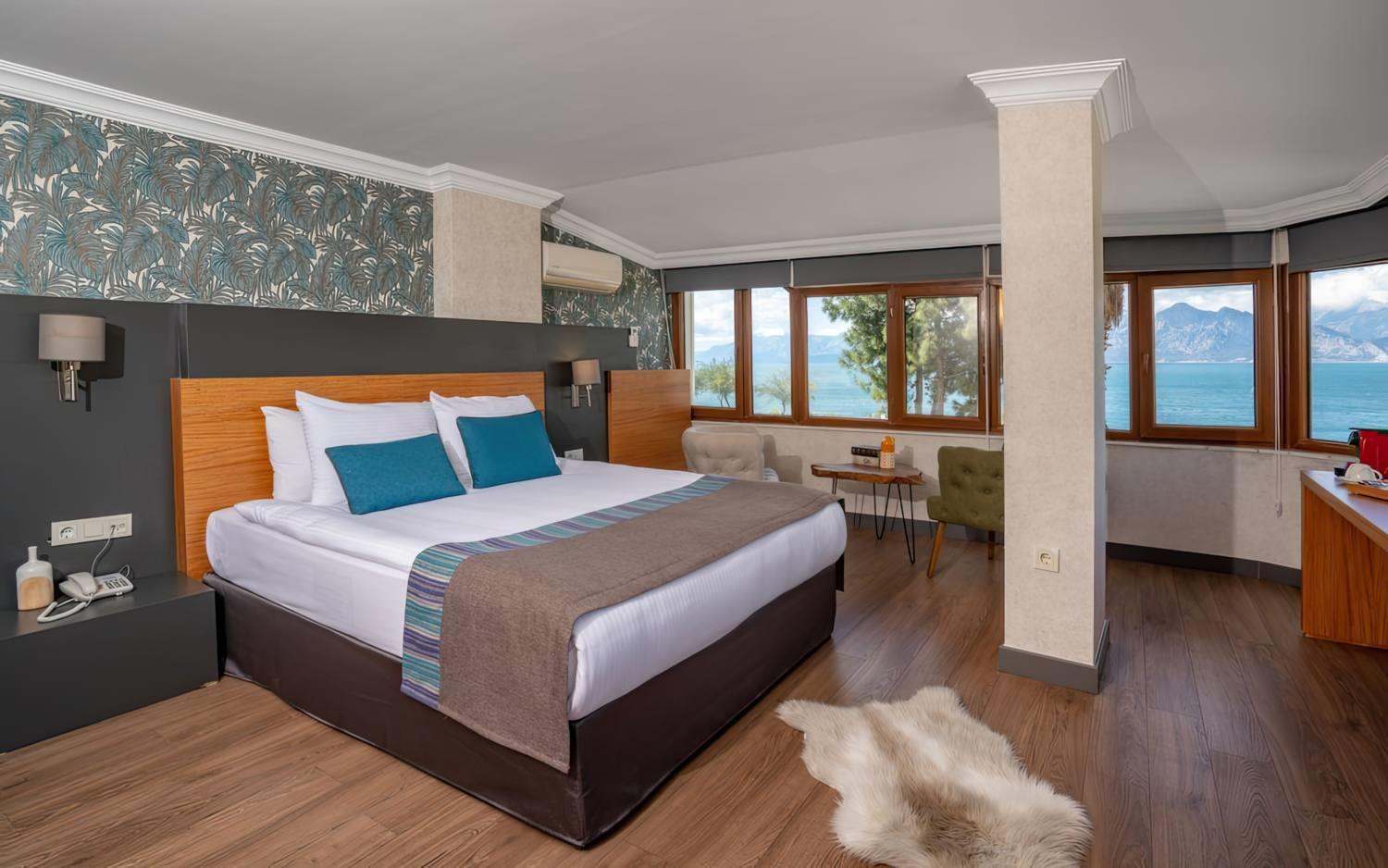 Qinn Hotels — 8