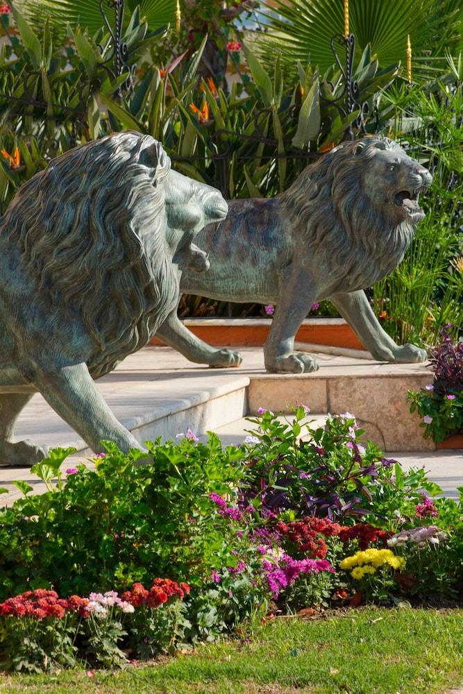 Antique Roman Palace Museum Hotel — 3
