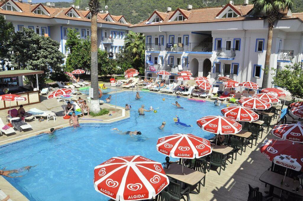 Akdeniz Beach Hotel — 5