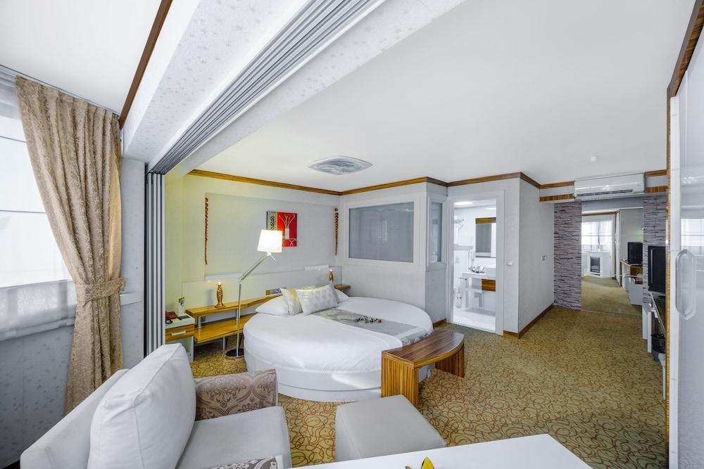 Oglakcioglu Park Boutique Hotel — 3